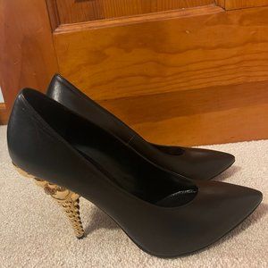 Prada pumps, size 7, black